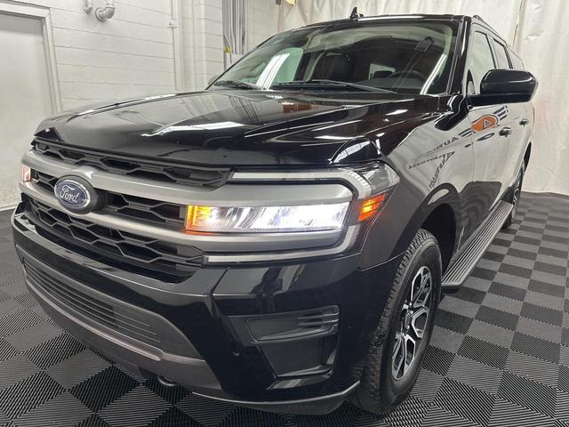 Photo of 2023 Black Metallic Ford Expedition Max