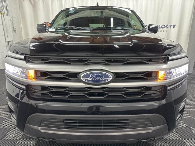 Photo of 2023 Black Metallic Ford Expedition Max