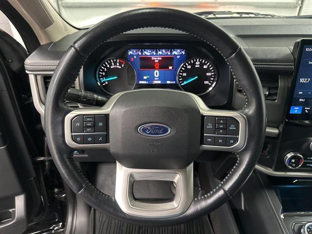 Photo of 2023 Black Metallic Ford Expedition Max