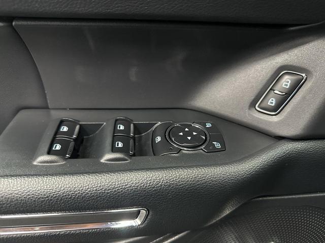 Photo of 2023 Black Metallic Ford Expedition Max