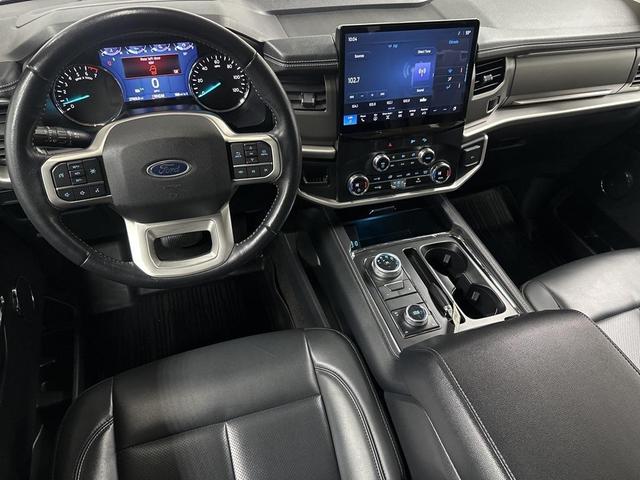 Photo of 2023 Black Metallic Ford Expedition Max