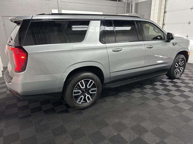 Photo of 2023 Sterling Metallic GMC Yukon XL