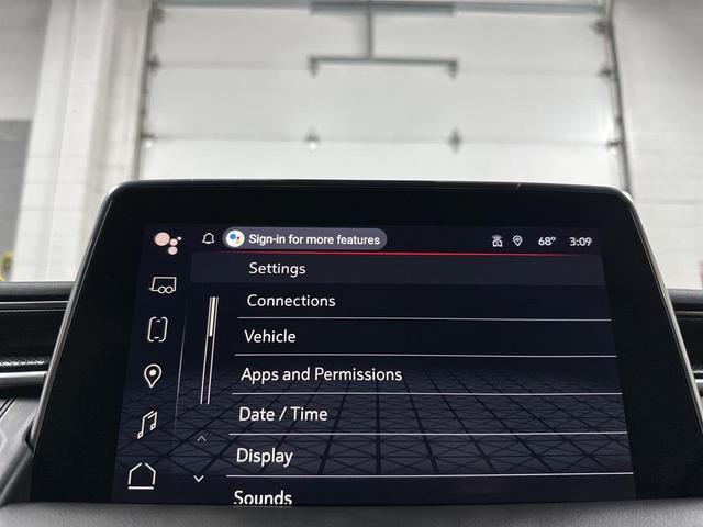 Photo of 2023 Sterling Metallic GMC Yukon XL