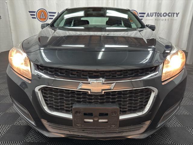 Photo of 2014 Ashen Gray Metallic Chevrolet Malibu
