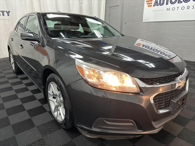 Photo of 2014 Ashen Gray Metallic Chevrolet Malibu