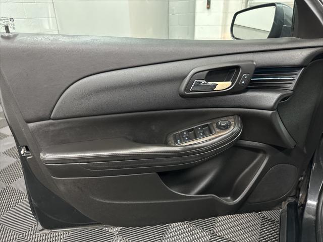 Photo of 2014 Ashen Gray Metallic Chevrolet Malibu