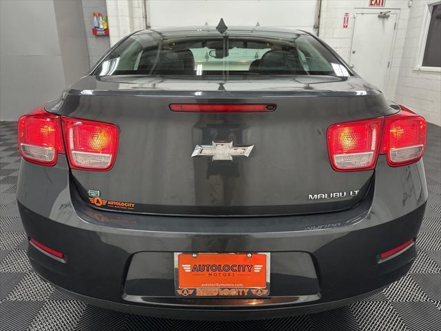 Photo of 2014 Ashen Gray Metallic Chevrolet Malibu