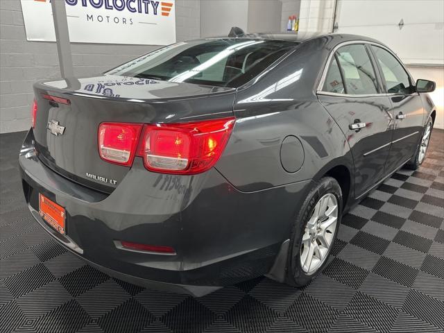 Photo of 2014 Ashen Gray Metallic Chevrolet Malibu