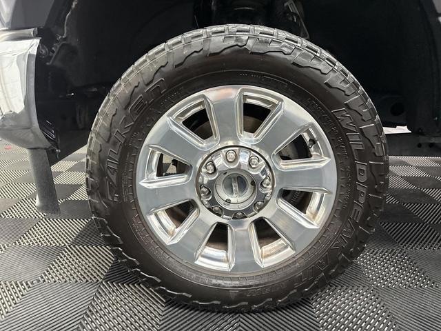 Photo of 2021 Agate Black Metallic Ford F-250