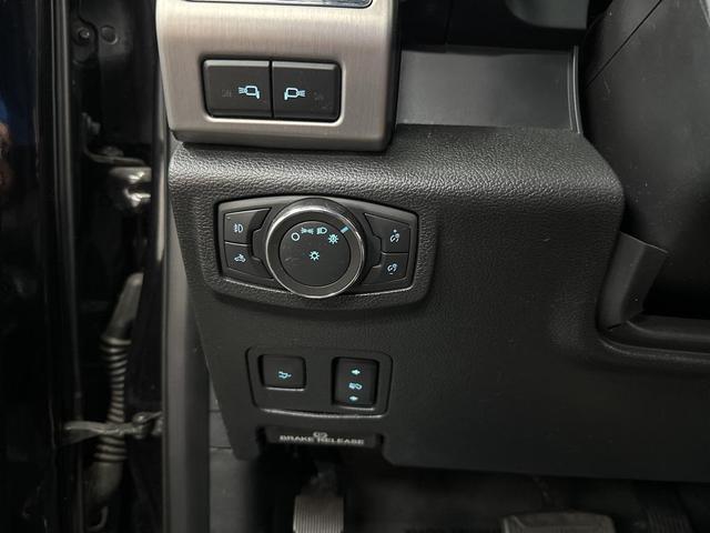 Photo of 2021 Agate Black Metallic Ford F-250