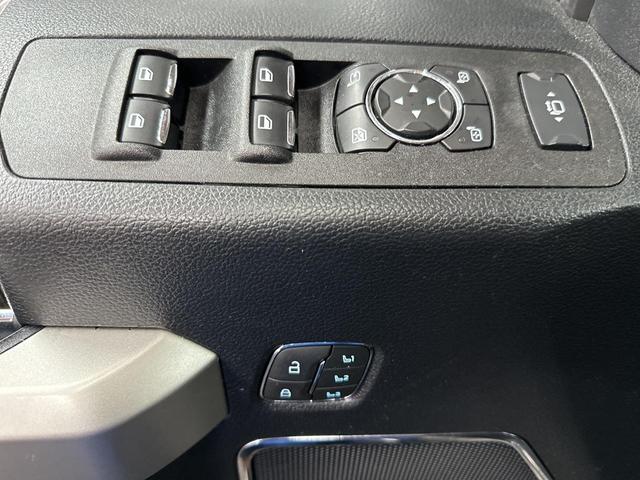 Photo of 2021 Agate Black Metallic Ford F-250