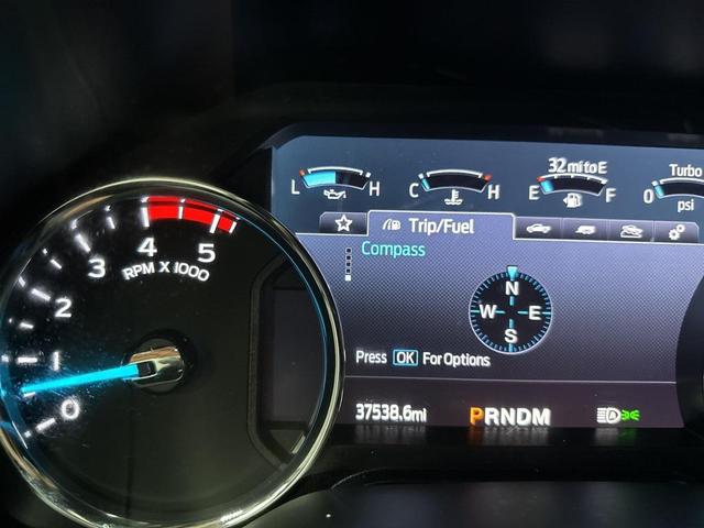 Photo of 2021 Agate Black Metallic Ford F-250