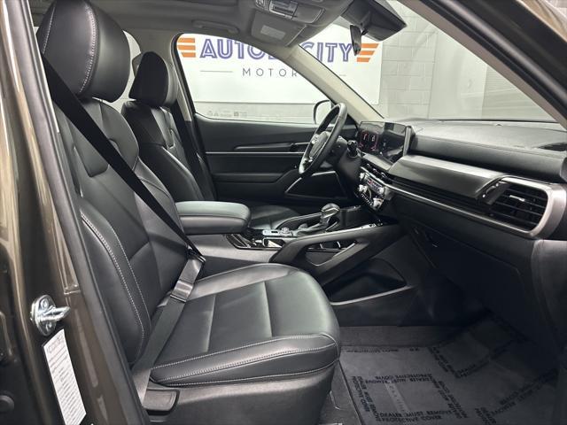 Photo of 2025 Dark Moss Kia Telluride