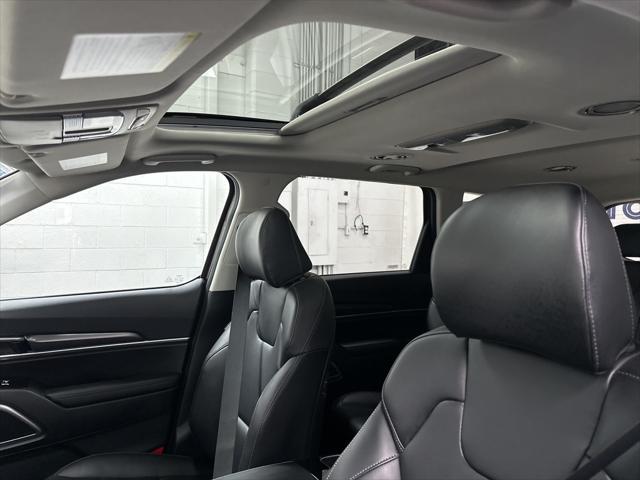 Photo of 2025 Dark Moss Kia Telluride