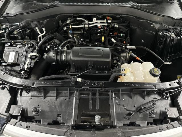 Photo of 2022 Agate Black Metallic Ford Explorer