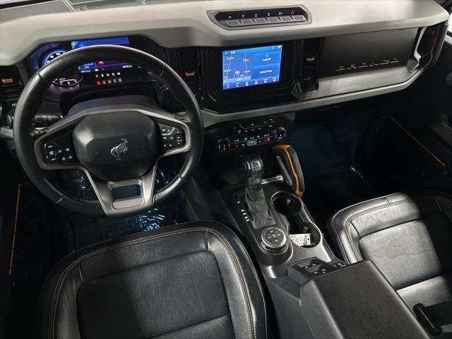 Photo of 2021 Blue Metallic Ford Bronco