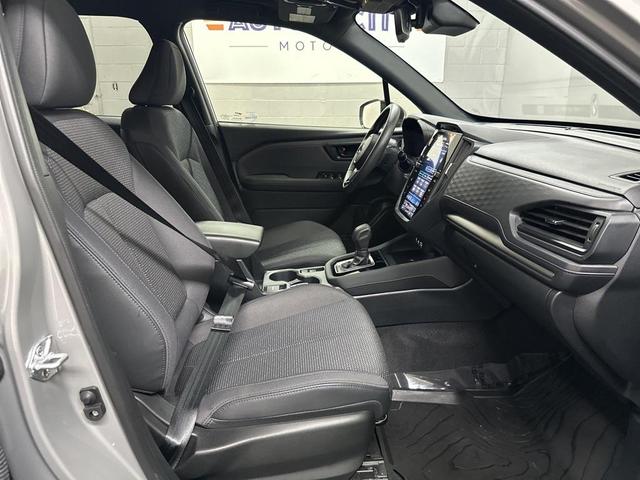 Photo of 2025 River Rock Pearl Subaru Forester