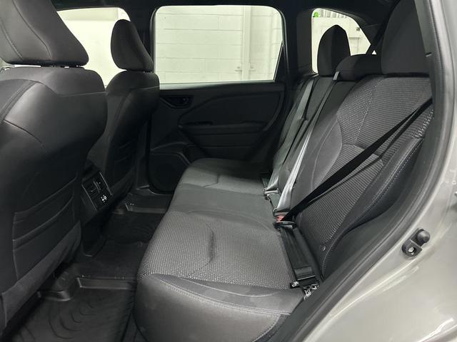 Photo of 2025 River Rock Pearl Subaru Forester