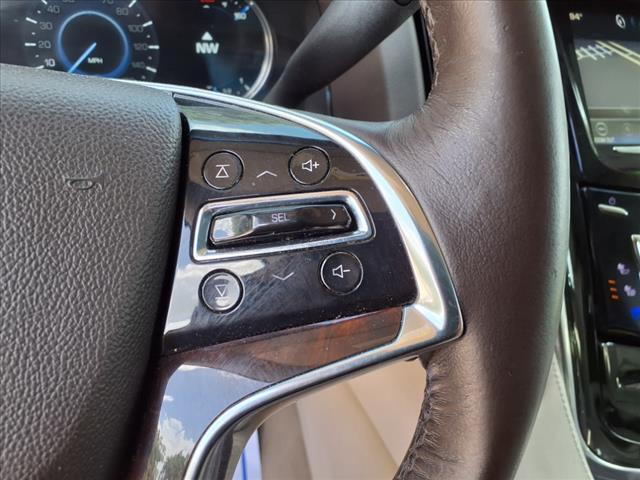 Photo of 2016 Crystal White Tricoat Cadillac Escalade