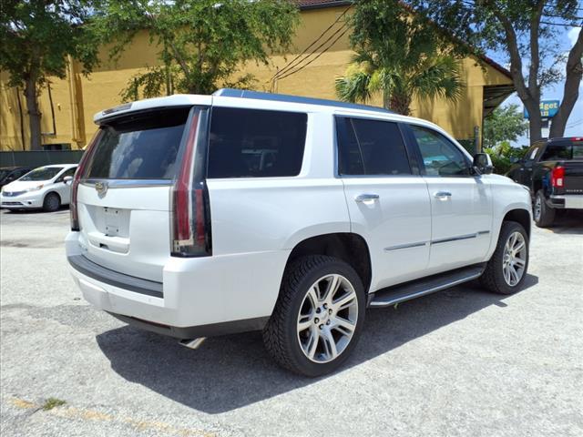 Photo of 2016 Crystal White Tricoat Cadillac Escalade