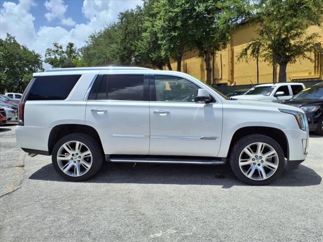 Photo of 2016 Crystal White Tricoat Cadillac Escalade
