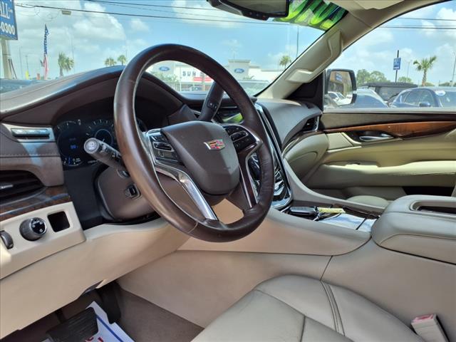 Photo of 2016 Crystal White Tricoat Cadillac Escalade