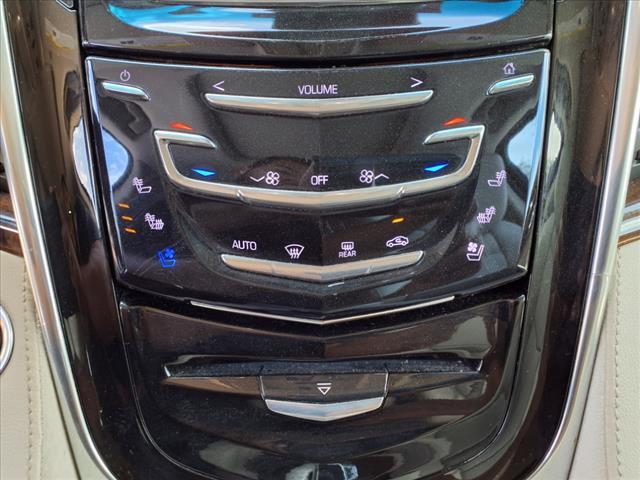 Photo of 2016 Crystal White Tricoat Cadillac Escalade