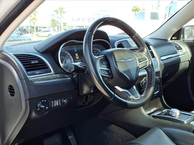 Photo of 2020 Silver Chrysler 300