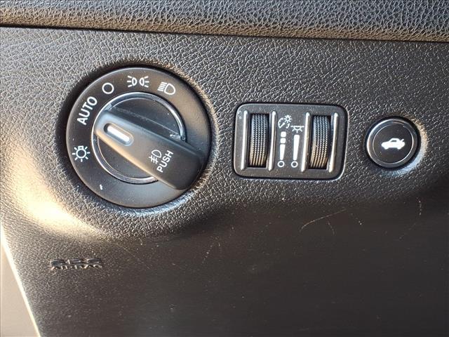 Photo of 2020 Silver Chrysler 300