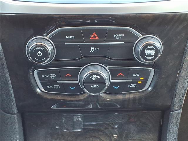 Photo of 2020 Silver Chrysler 300