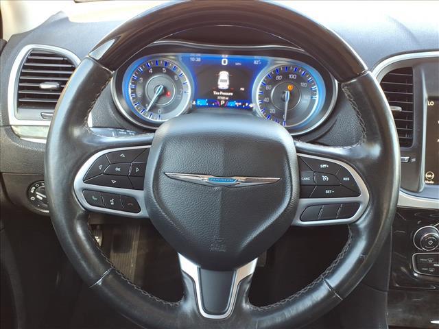 Photo of 2020 Silver Chrysler 300