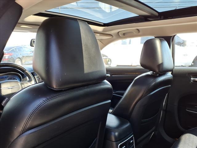 Photo of 2020 Silver Chrysler 300