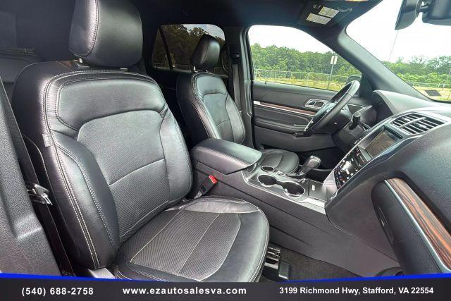 Photo of 2019 Black Ford Explorer