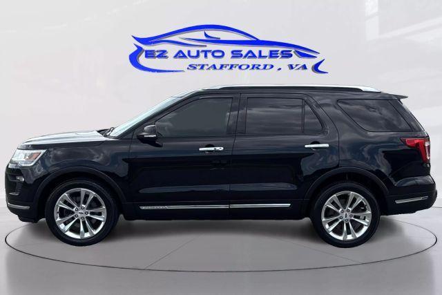 Photo of 2019 Black Ford Explorer