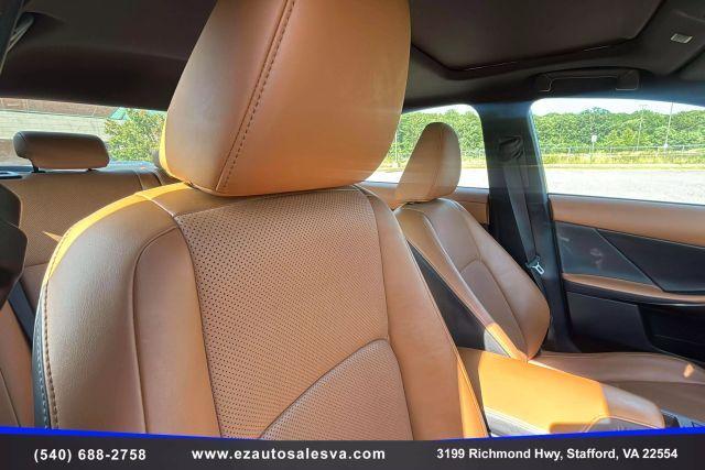 Photo of 2021 Blue Lexus IS 300