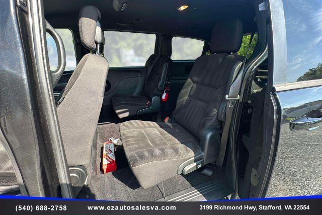 Photo of 2018 Black Dodge Grand Caravan