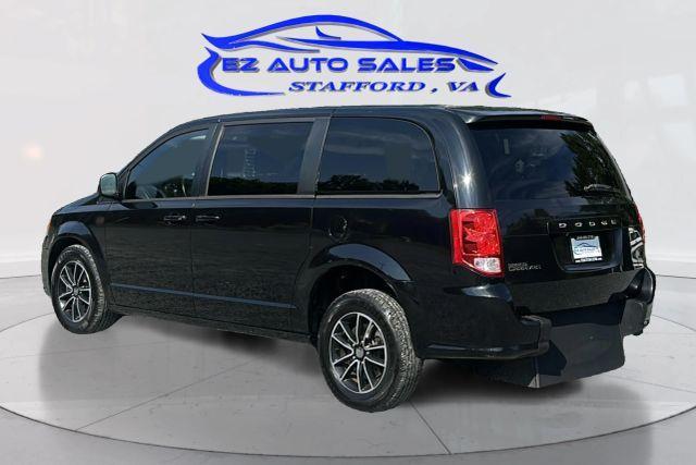 Photo of 2018 Black Dodge Grand Caravan