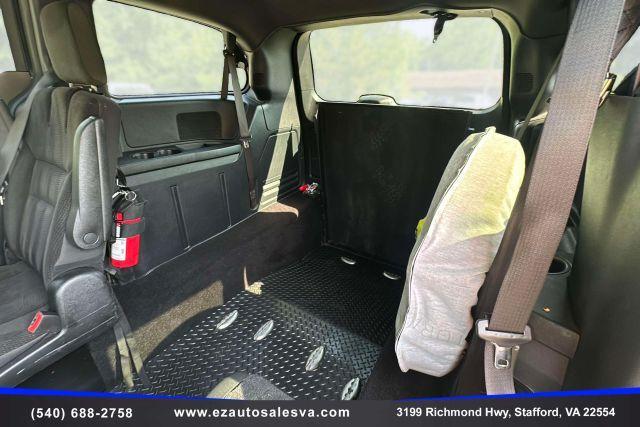 Photo of 2018 Black Dodge Grand Caravan
