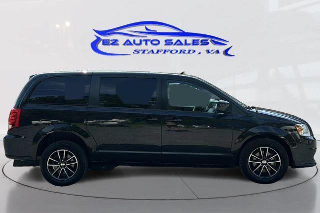 Photo of 2018 Black Dodge Grand Caravan