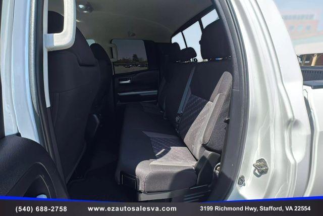 Photo of 2018 White Toyota Tundra