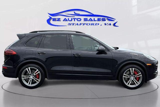 Photo of 2017 Black Porsche Cayenne