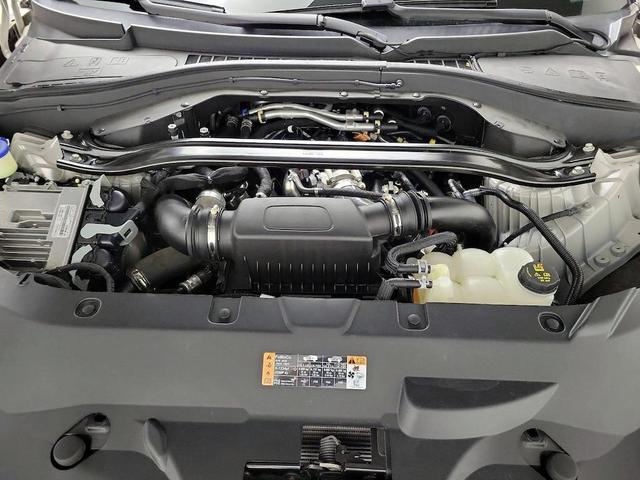 Photo of 2021 CERAMIC PEARL Lincoln Aviator