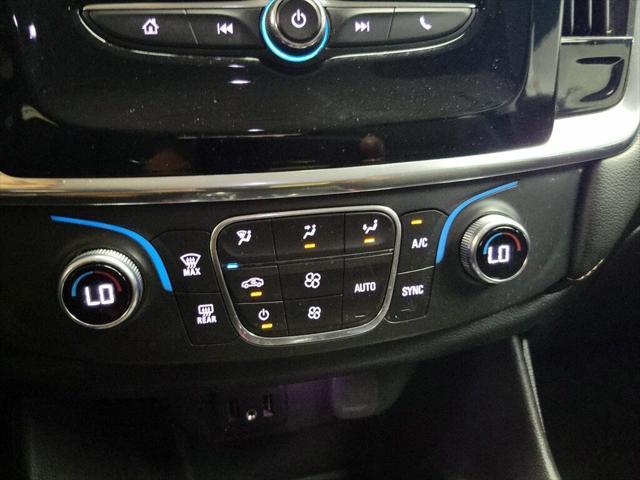 Photo of 2020 Mosaic Black Metallic Chevrolet Traverse