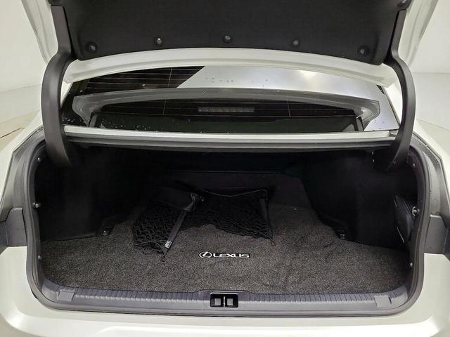 Photo of 2023 Eminent White Pearl Lexus IS 300