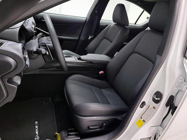 Photo of 2025 White Lexus IS 300