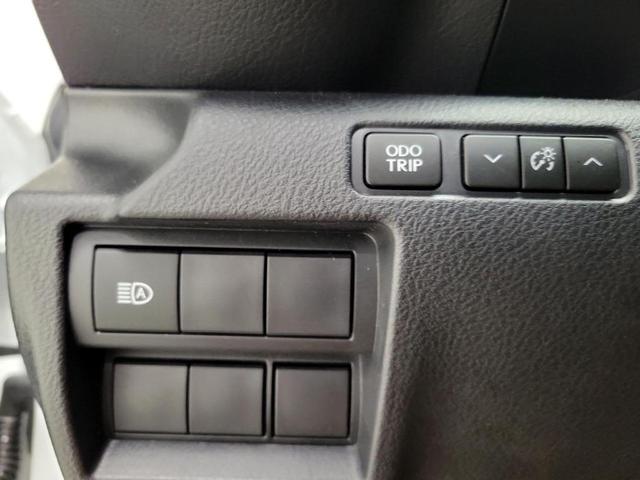 Photo of 2025 White Lexus IS 300