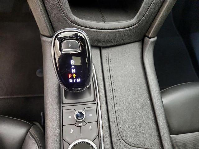 Photo of 2021 Pearl Cadillac XT6