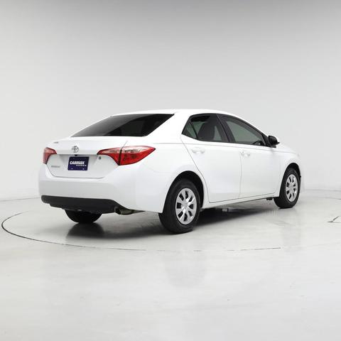 Photo of 2018 Super White Toyota Corolla