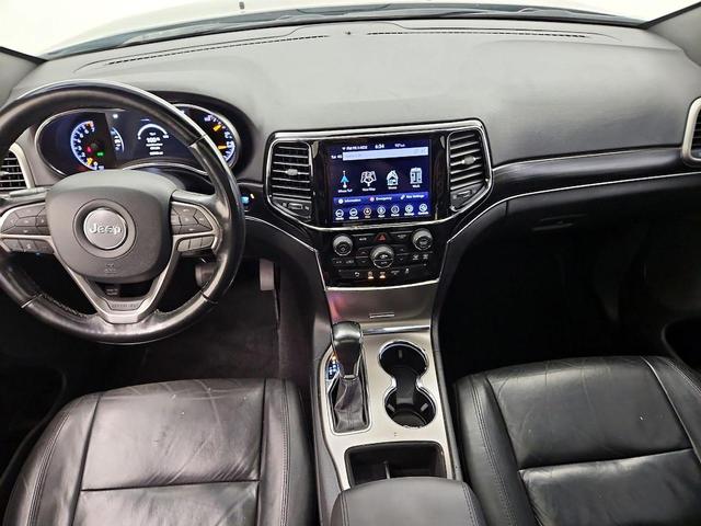 Photo of 2021 Diamond Black Crystal Pearlcoat Jeep Grand Cherokee