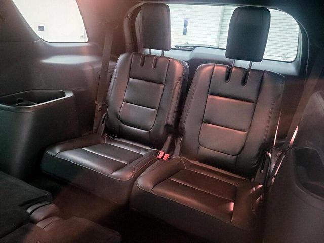 Photo of 2018 Magnetic Metallic Ford Explorer